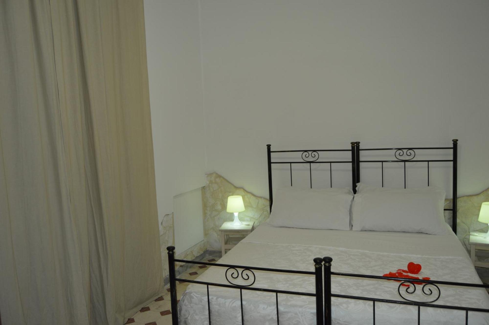 Bed&Breakfast Vecchio Porto Aeroporto di Catania Fontana Rossa Esterno foto