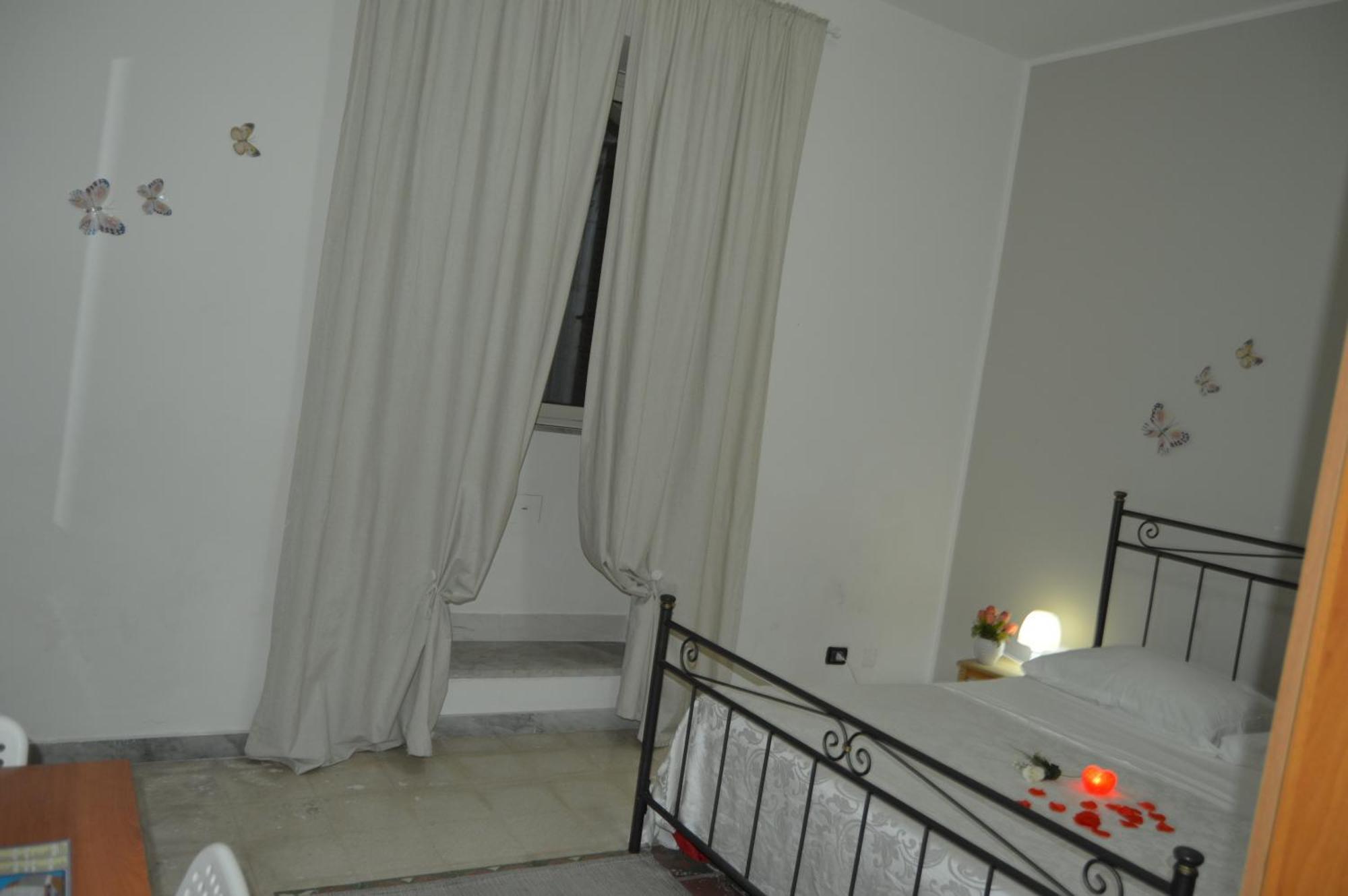 Bed&Breakfast Vecchio Porto Aeroporto di Catania Fontana Rossa Esterno foto