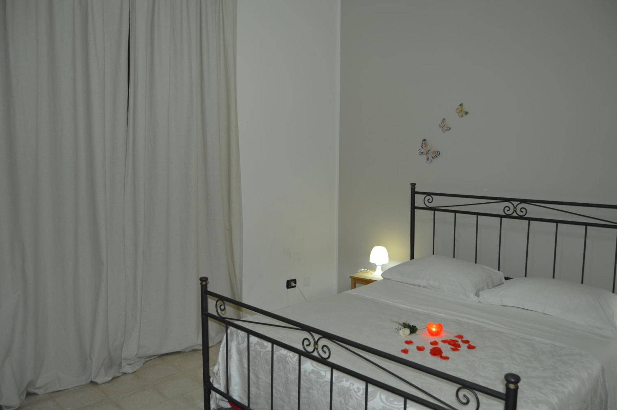 Bed&Breakfast Vecchio Porto Aeroporto di Catania Fontana Rossa Esterno foto